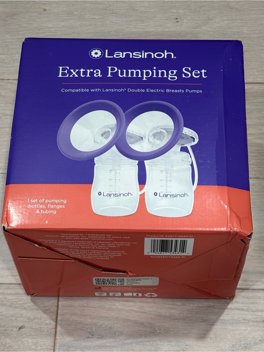Lansinoh Extra Pumping Set in Purple and Orange